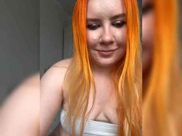 LunaLu13 webcam