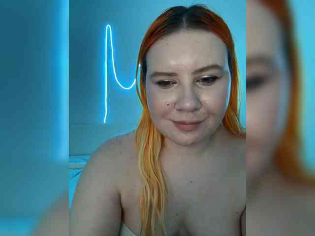 LunaLu13 webcam