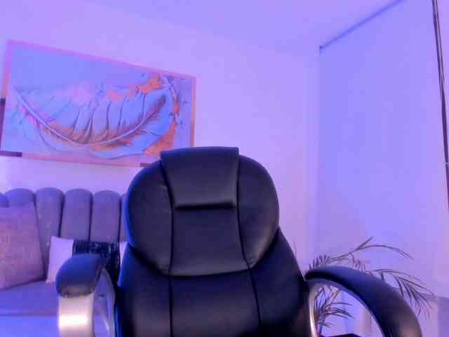 ZoePresley1 webcam