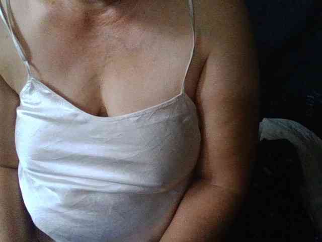 HotSqrt4u webcam