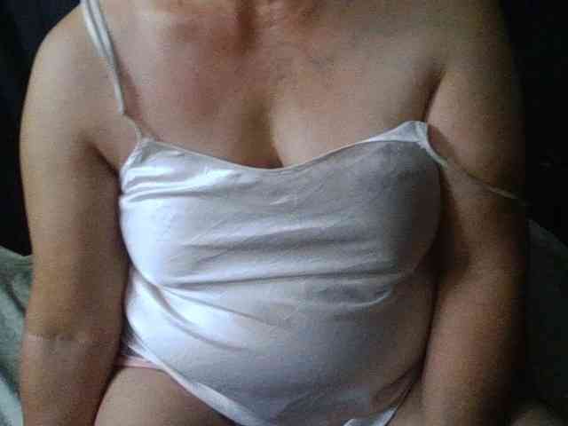 HotSqrt4u webcam