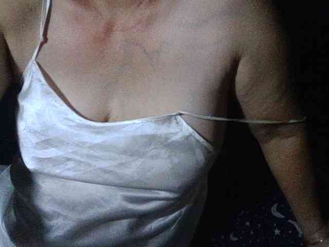HotSqrt4u webcam