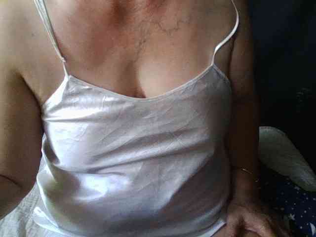 HotSqrt4u webcam