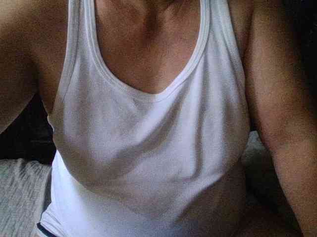 HotSqrt4u webcam