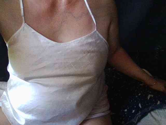 HotSqrt4u webcam