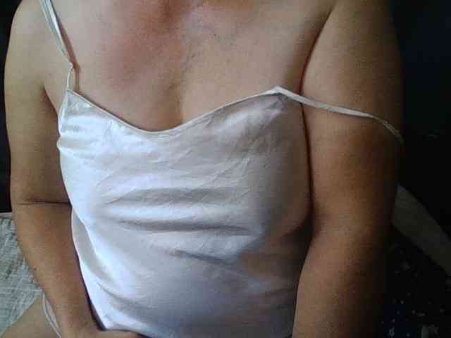 HotSqrt4u webcam