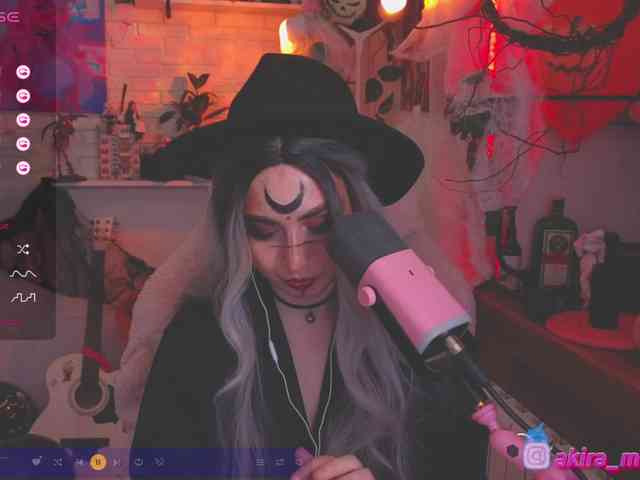 AkiraMiyaMur webcam