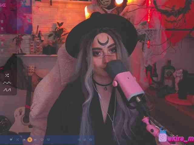 AkiraMiyaMur webcam