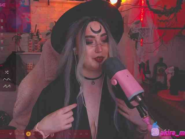 AkiraMiyaMur webcam