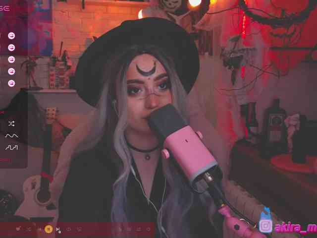 AkiraMiyaMur webcam
