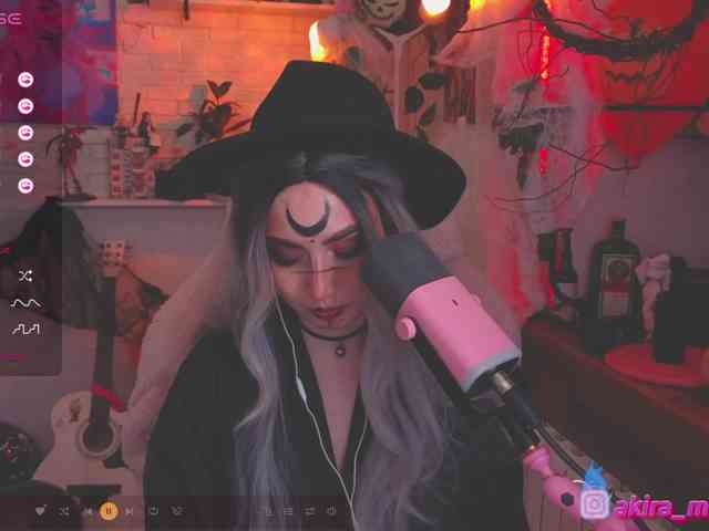 AkiraMiyaMur webcam