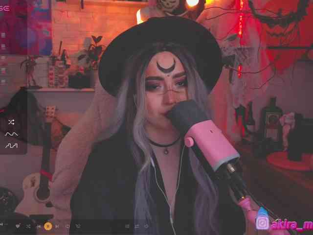 AkiraMiyaMur webcam