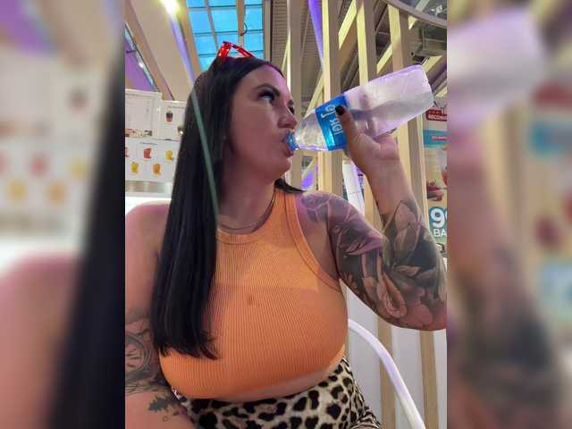 Gratis Live Sexcam mit KROSHKA_N KROSHKA_N