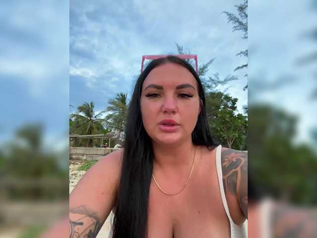 Vai a chattare su KROSHKA_N KROSHKA_N