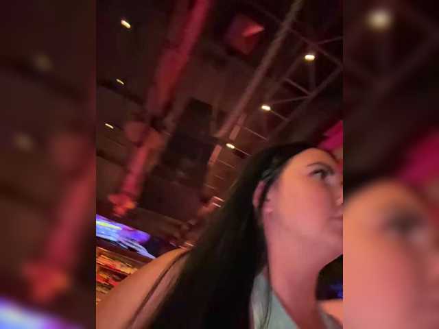 Entrez le videochat erotique avec le
modèle KROSHKA_N KROSHKA_N