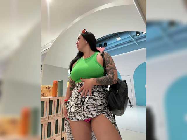 Vai a chattare su KROSHKA_N KROSHKA_N