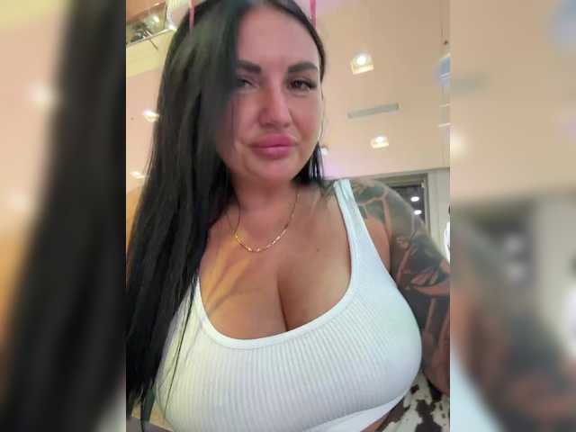 Entra en el chat con el modelo KROSHKA_N KROSHKA_N