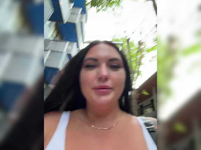 Vai a chattare su KROSHKA_N KROSHKA_N