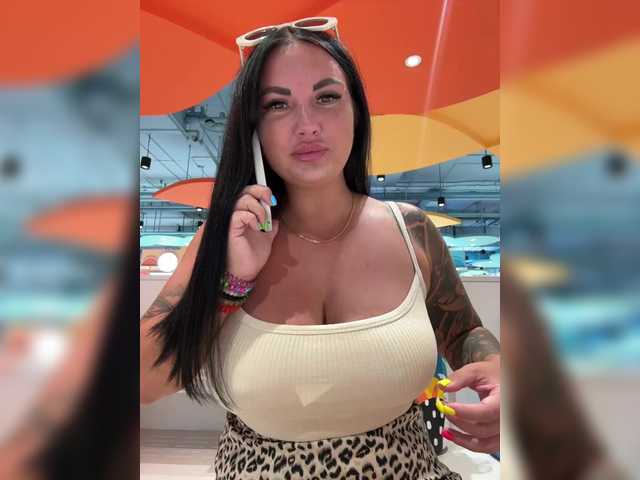Entra en el chat con el modelo KROSHKA_N KROSHKA_N