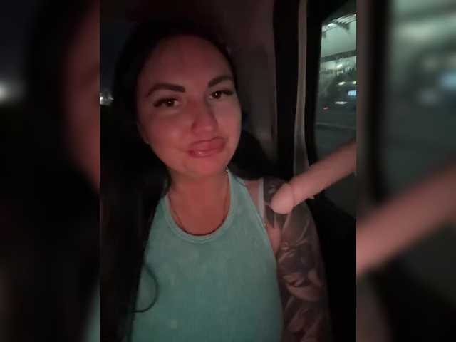 Vai a chattare su KROSHKA_N KROSHKA_N