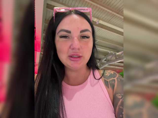 Entrez le videochat erotique avec le
modèle KROSHKA_N KROSHKA_N