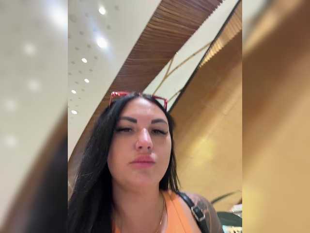 Vai a chattare su KROSHKA_N KROSHKA_N