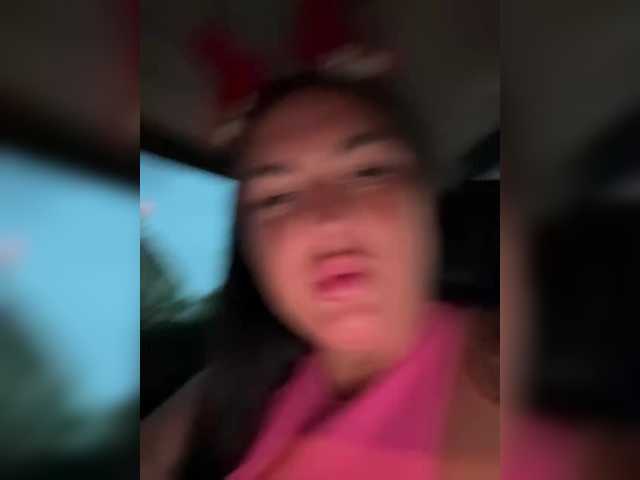 Gratis Live Sexcam mit KROSHKA_N KROSHKA_N