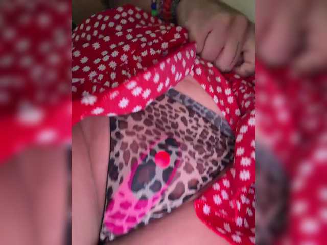 Vai a chattare su KROSHKA_N KROSHKA_N