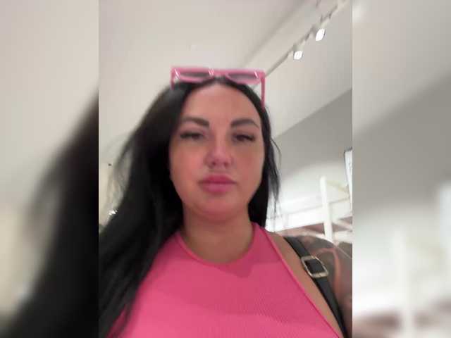 Accedi alla chat con il nickname KROSHKA_N KROSHKA_N