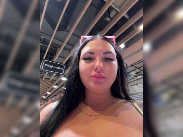 Gratis Live Sexcam mit KROSHKA_N KROSHKA_N