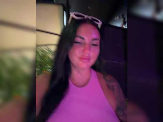 Accedi alla chat con il nickname KROSHKA_N KROSHKA_N