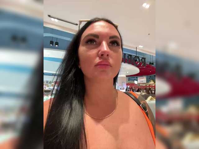 Accedi alla chat con il nickname KROSHKA_N KROSHKA_N