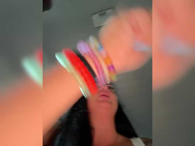 Entrez le videochat erotique avec le
modèle KROSHKA_N KROSHKA_N