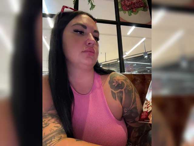 Vai a chattare su KROSHKA_N KROSHKA_N