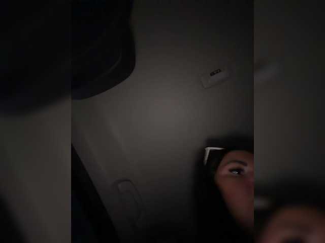 Vai a chattare su KROSHKA_N KROSHKA_N