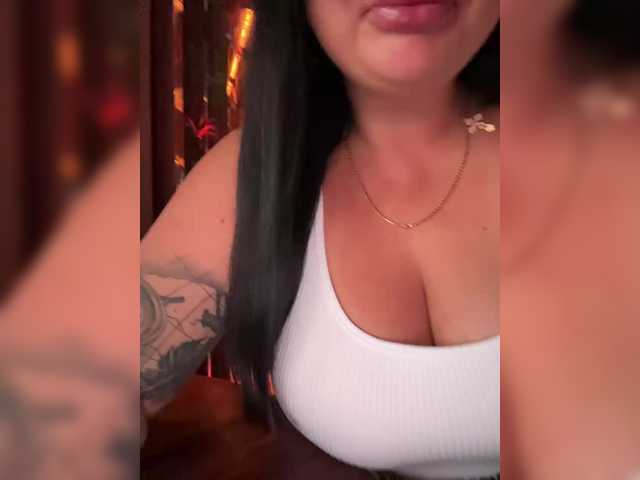 Entrez le videochat erotique avec le
modèle KROSHKA_N KROSHKA_N