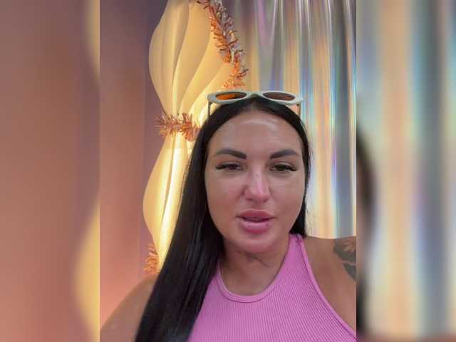 Gratis Live Sexcam mit KROSHKA_N KROSHKA_N