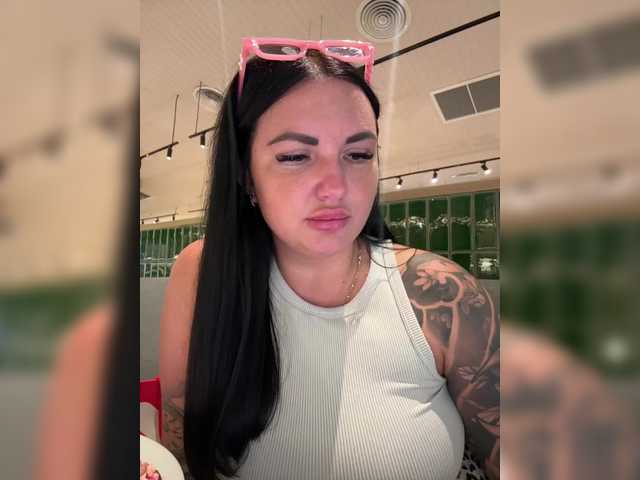 Accedi alla chat con il nickname KROSHKA_N KROSHKA_N