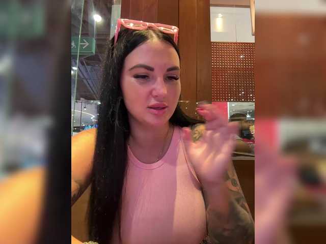 Accedi alla chat con il nickname KROSHKA_N KROSHKA_N