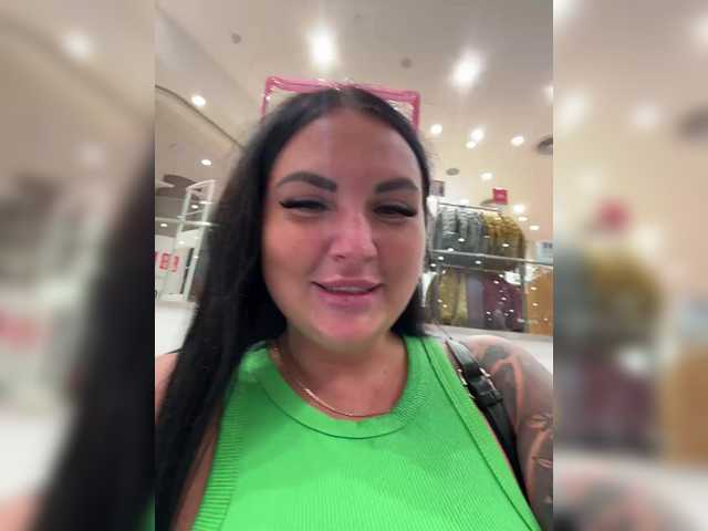 Accedi alla chat con il nickname KROSHKA_N KROSHKA_N