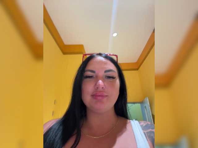 Gratis Live Sexcam mit KROSHKA_N KROSHKA_N