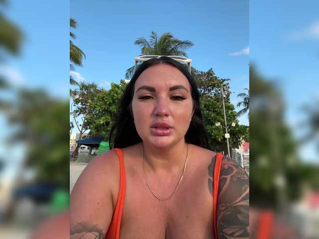 Accedi alla chat con il nickname KROSHKA_N KROSHKA_N