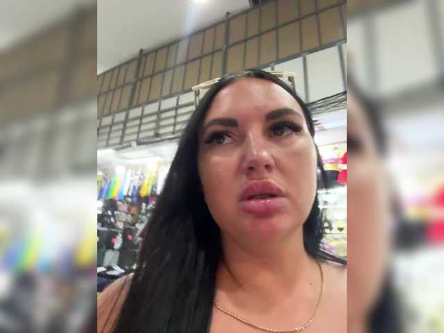 Accedi alla chat con il nickname KROSHKA_N KROSHKA_N