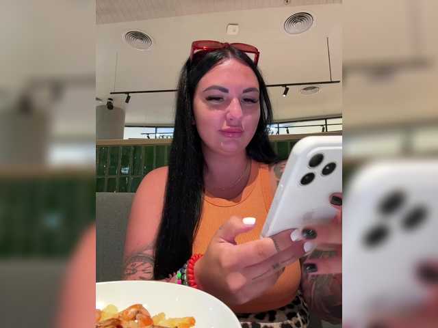 Gratis Live Sexcam mit KROSHKA_N KROSHKA_N