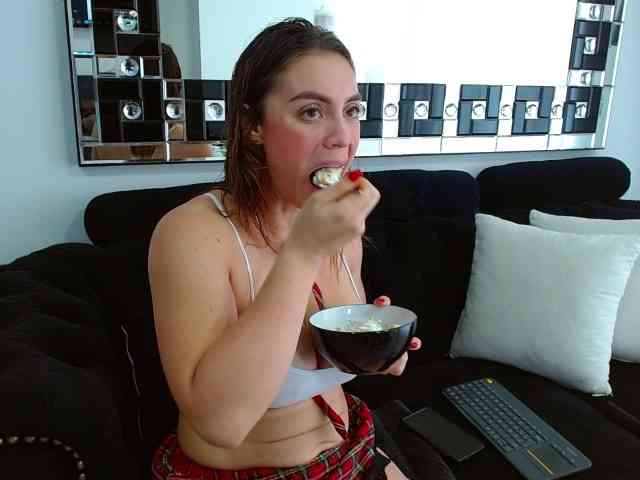 naty-taylor webcam