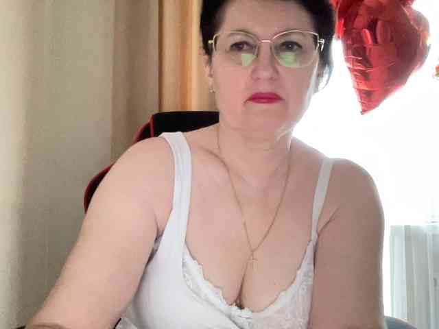 HotMilfPussy webcam