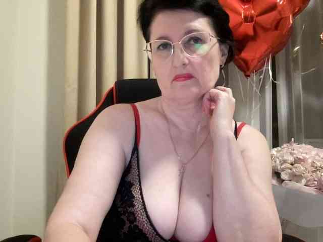 HotMilfPussy webcam