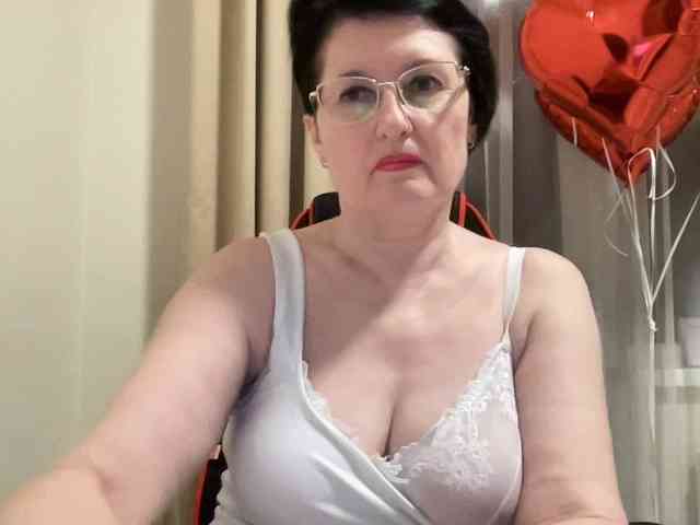 HotMilfPussy webcam