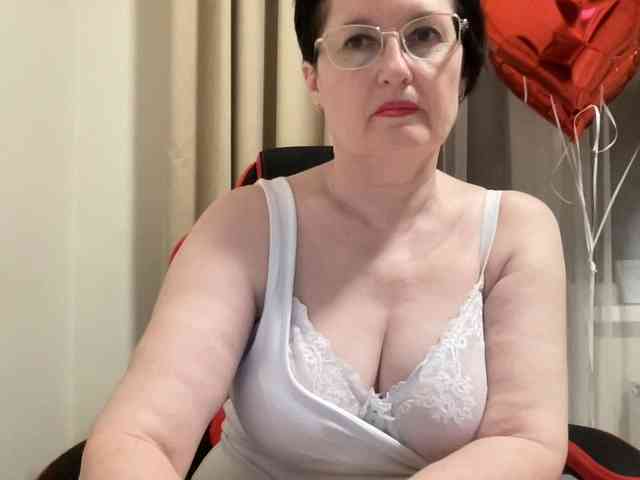 HotMilfPussy webcam