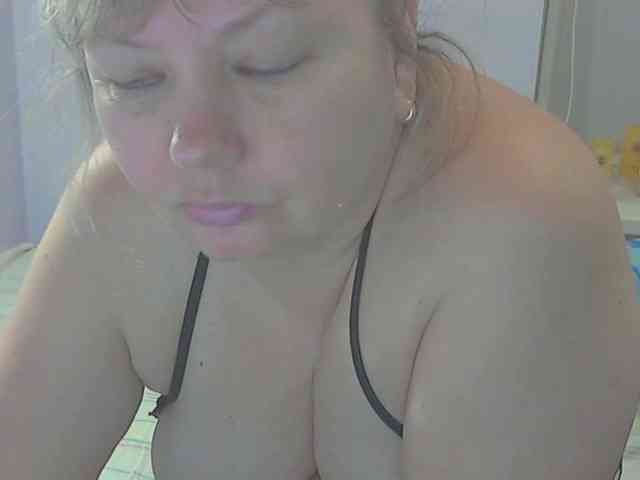 LucyAlexis webcam